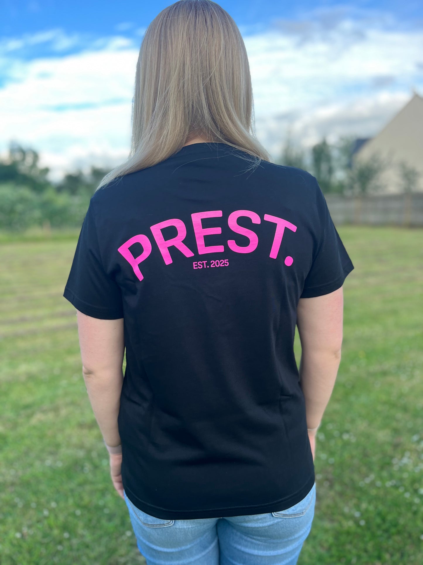 Women’s Regular Fit Leisurewear T-Shirt. (Black)